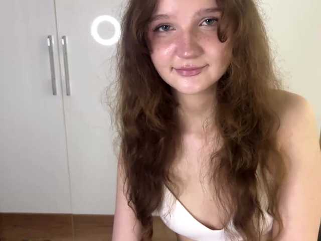 ElaWish live cam on BongaCams