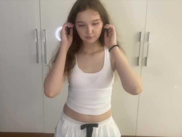 ElaWish live cam on BongaCams