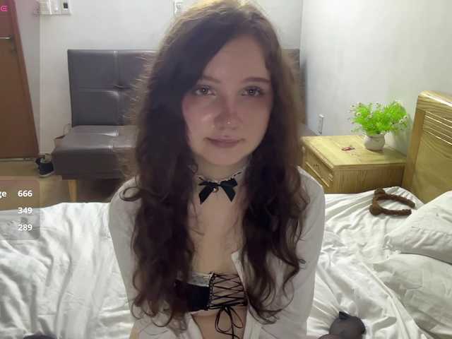ElaWish live cam on BongaCams