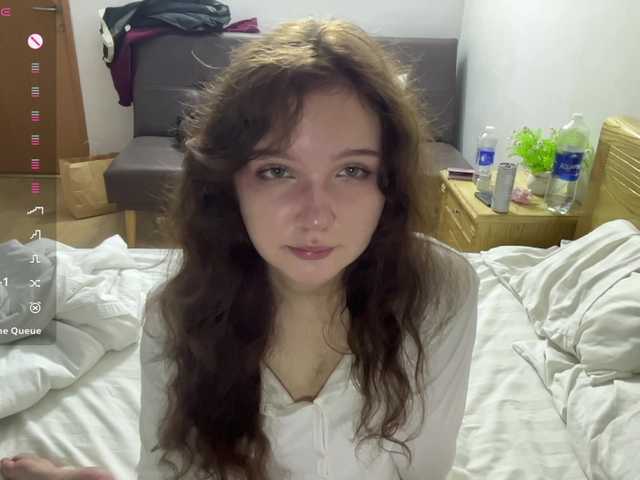 ElaWish live cam on BongaCams