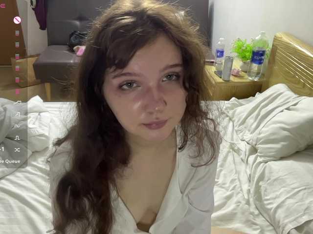 ElaWish live cam on BongaCams