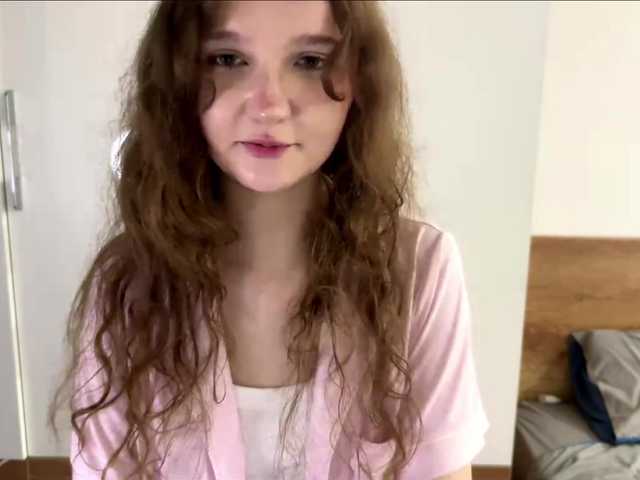 ElaWish live cam on BongaCams