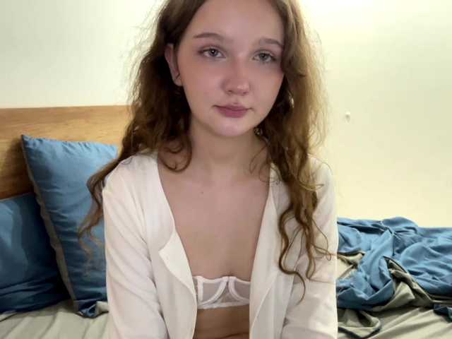 ElaWish live cam on BongaCams