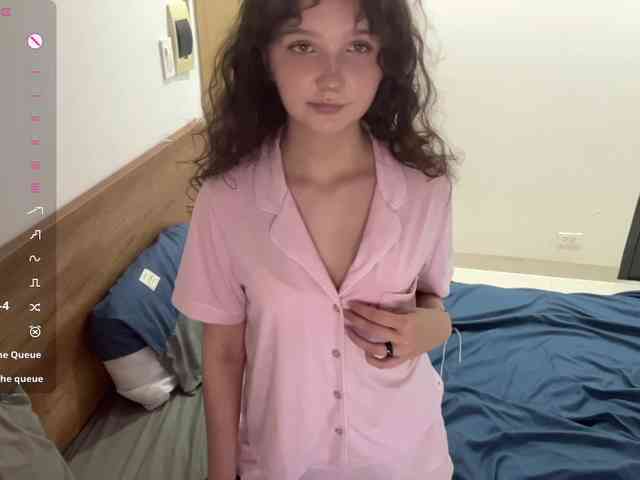 ElaWish webcam