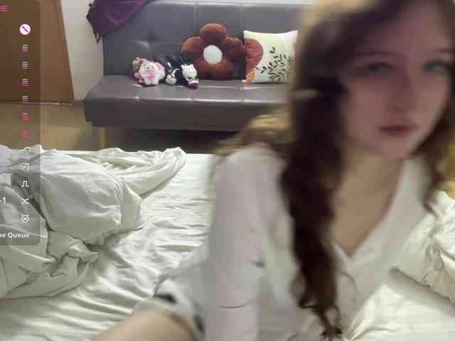ElaWish webcam