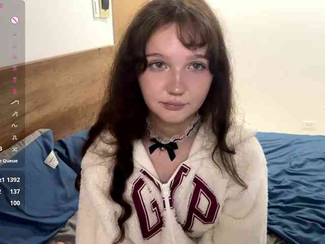 ElaWish webcam