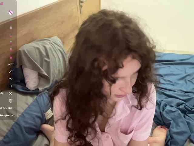 ElaWish webcam