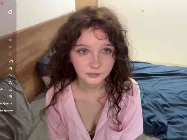 ElaWish webcam
