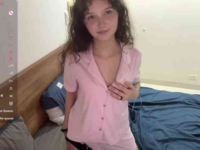 ElaWish webcam