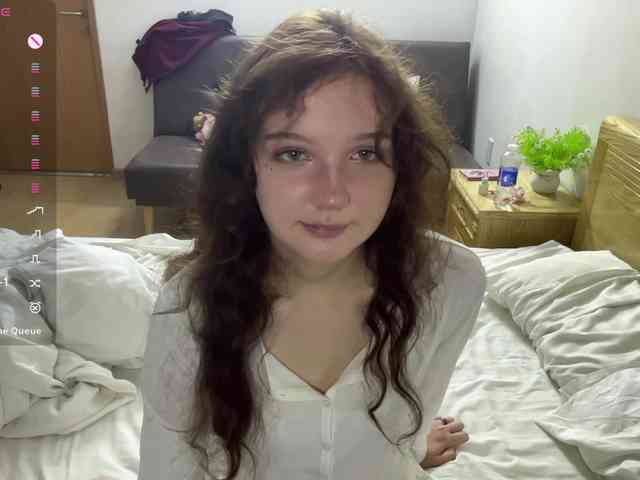 ElaWish webcam
