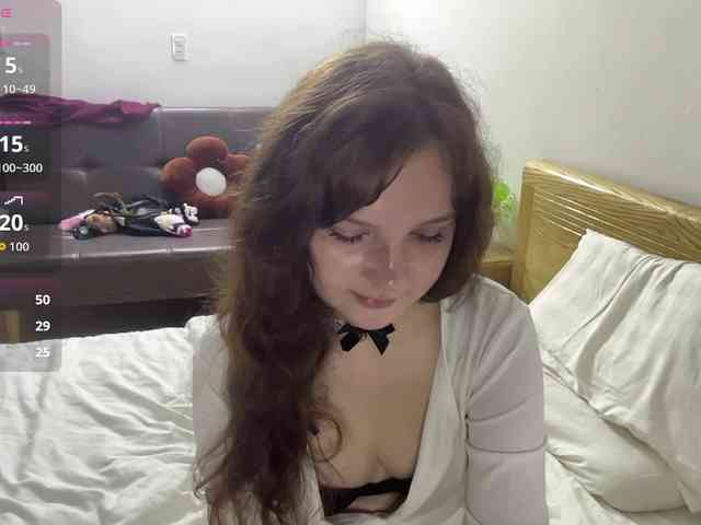 ElaWish webcam