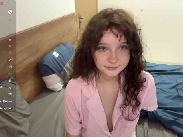 ElaWish webcam