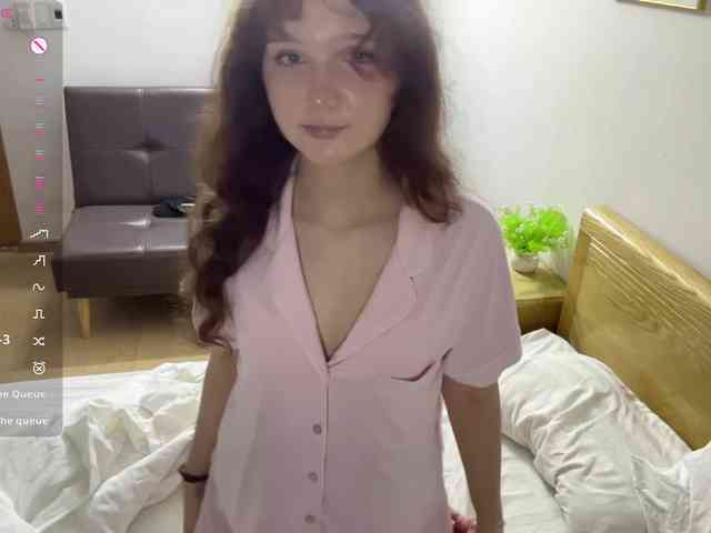 ElaWish webcam