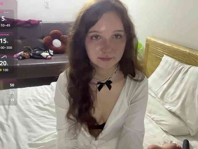 ElaWish webcam