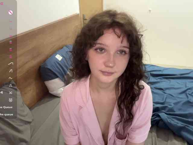 ElaWish webcam