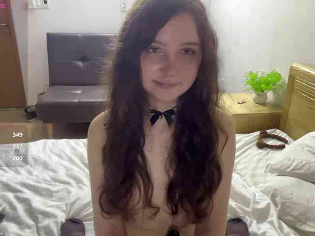ElaWish webcam