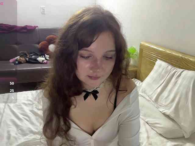ElaWish webcam