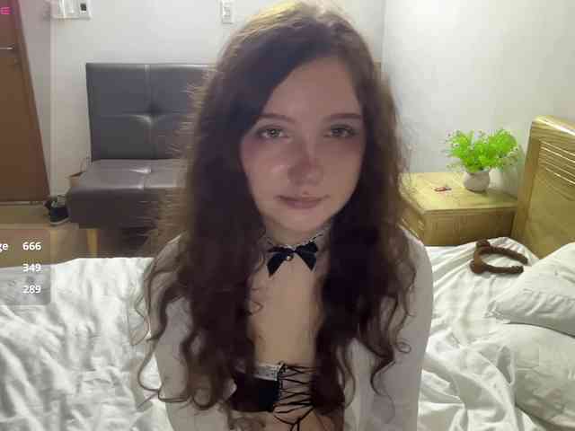 ElaWish webcam