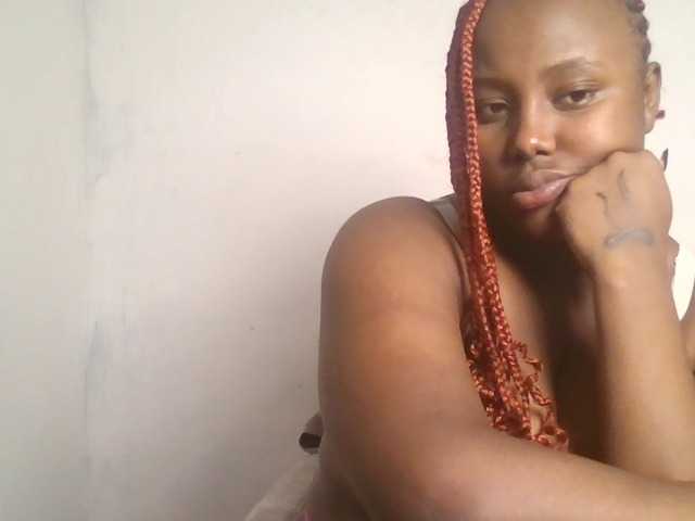 Sunneldiva live cam on BongaCams