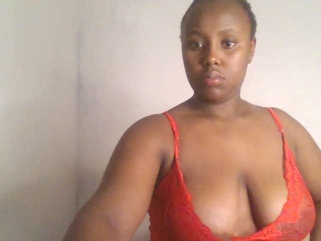 Sunneldiva live cam on BongaCams