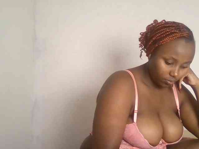 Model: Sunneldiva