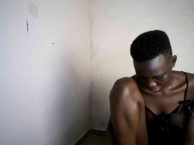 Prettieme12 webcam