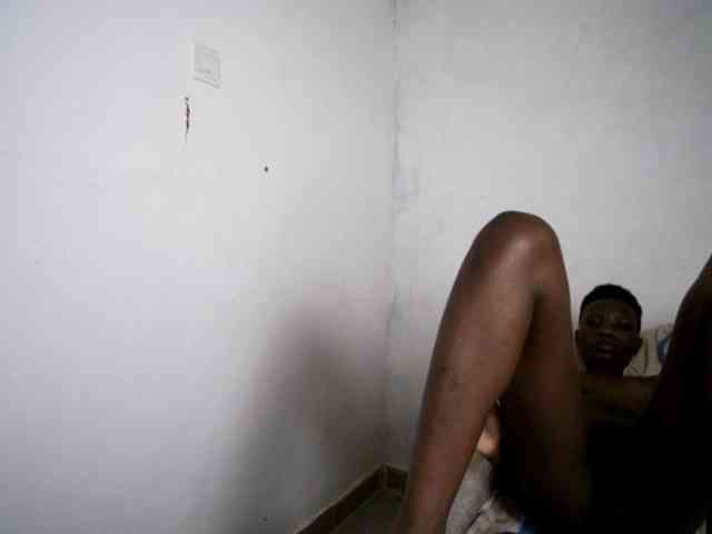 Prettieme12 webcam