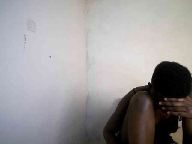 Prettieme12 webcam