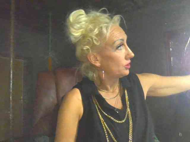LilaniLoverx webcam