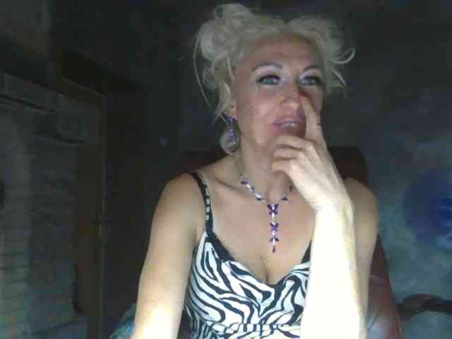 LilaniLoverx webcam
