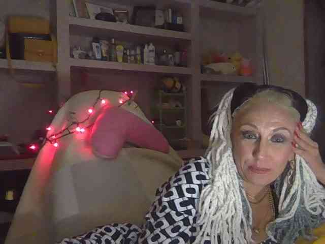 LilaniLoverx webcam