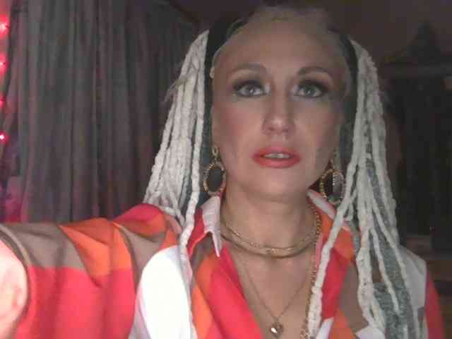 LilaniLoverx webcam