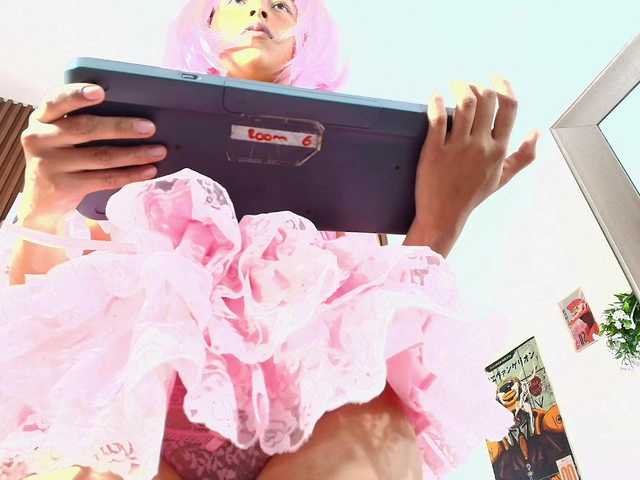 Realdoncella live cam on BongaCams