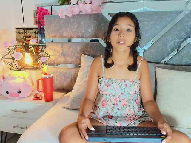 Realdoncella webcam