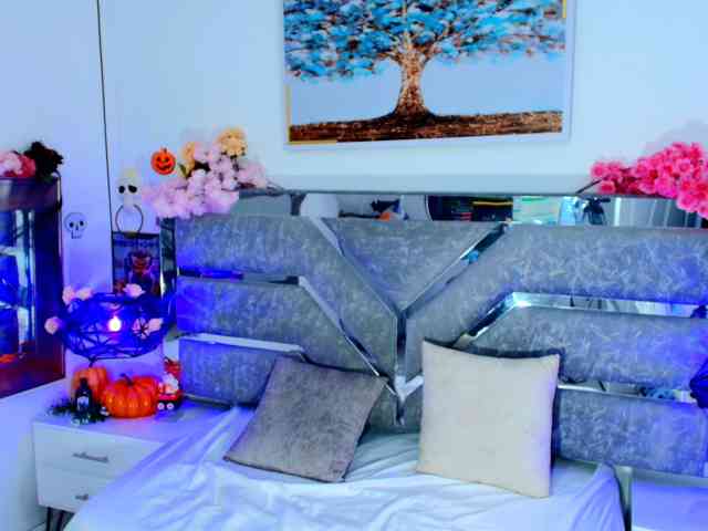 Realdoncella — live female cam on BongaCams