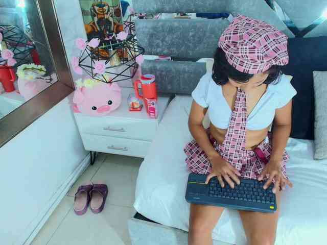 Realdoncella webcam