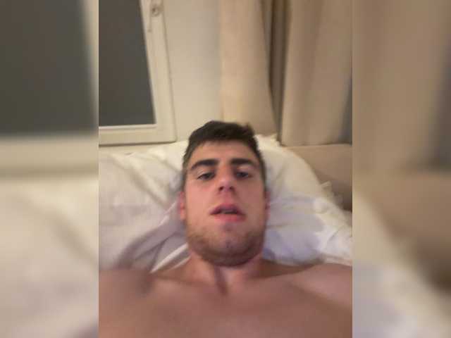 YourFavoriteSexy, 23 y/o - Live Cam on BongaCams