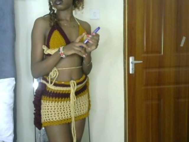 Tashypretty live cam on BongaCams
