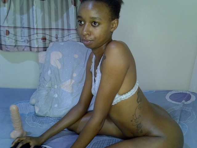 Candice101 live cam on BongaCams