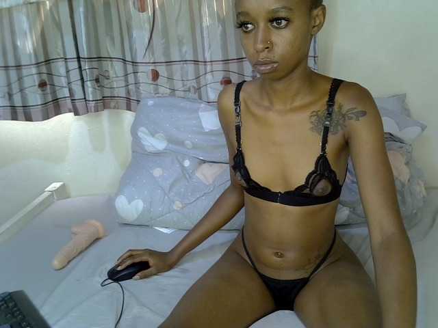 Candice101 live cam on BongaCams