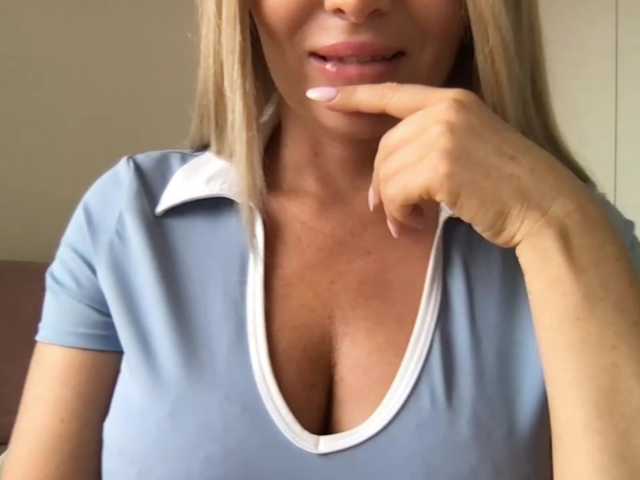 chloebelle live cam on BongaCams