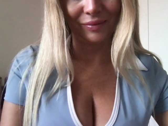 chloebelle live cam on BongaCams