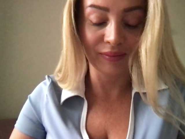 chloebelle live cam on BongaCams