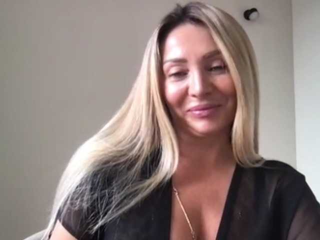 chloebelle live cam on BongaCams