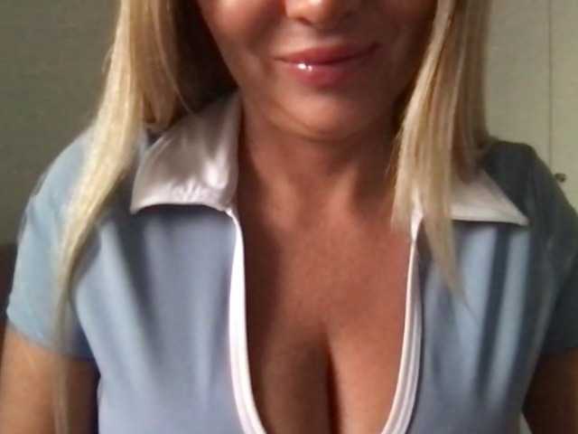 chloebelle live cam on BongaCams