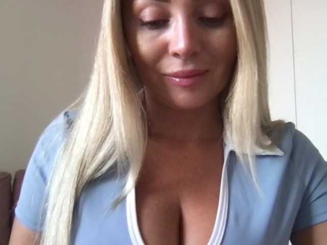 chloebelle live cam on BongaCams