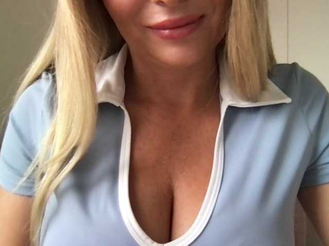 chloebelle live cam on BongaCams