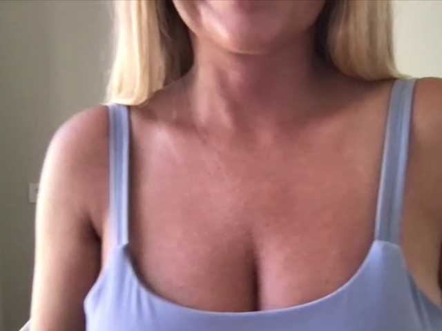 chloebelle live cam on BongaCams