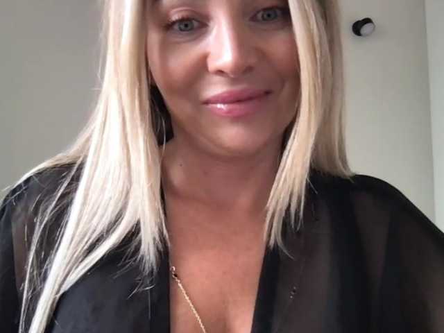 chloebelle live cam on BongaCams