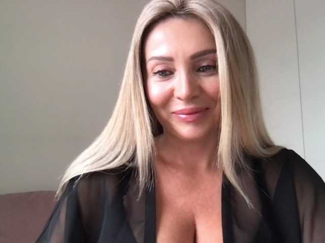 chloebelle live cam on BongaCams